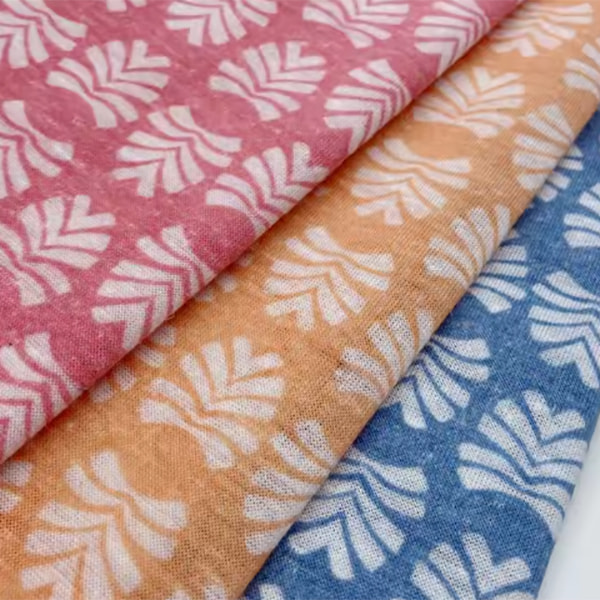 85% Polyester 15% Leinen gemischte Baumwolle 135 GSM glatt bedrucktes Beschlagbares Strickstoff